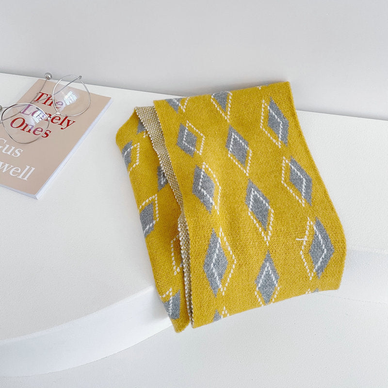 Streetwear Diamond Clashing Knitted Scarf